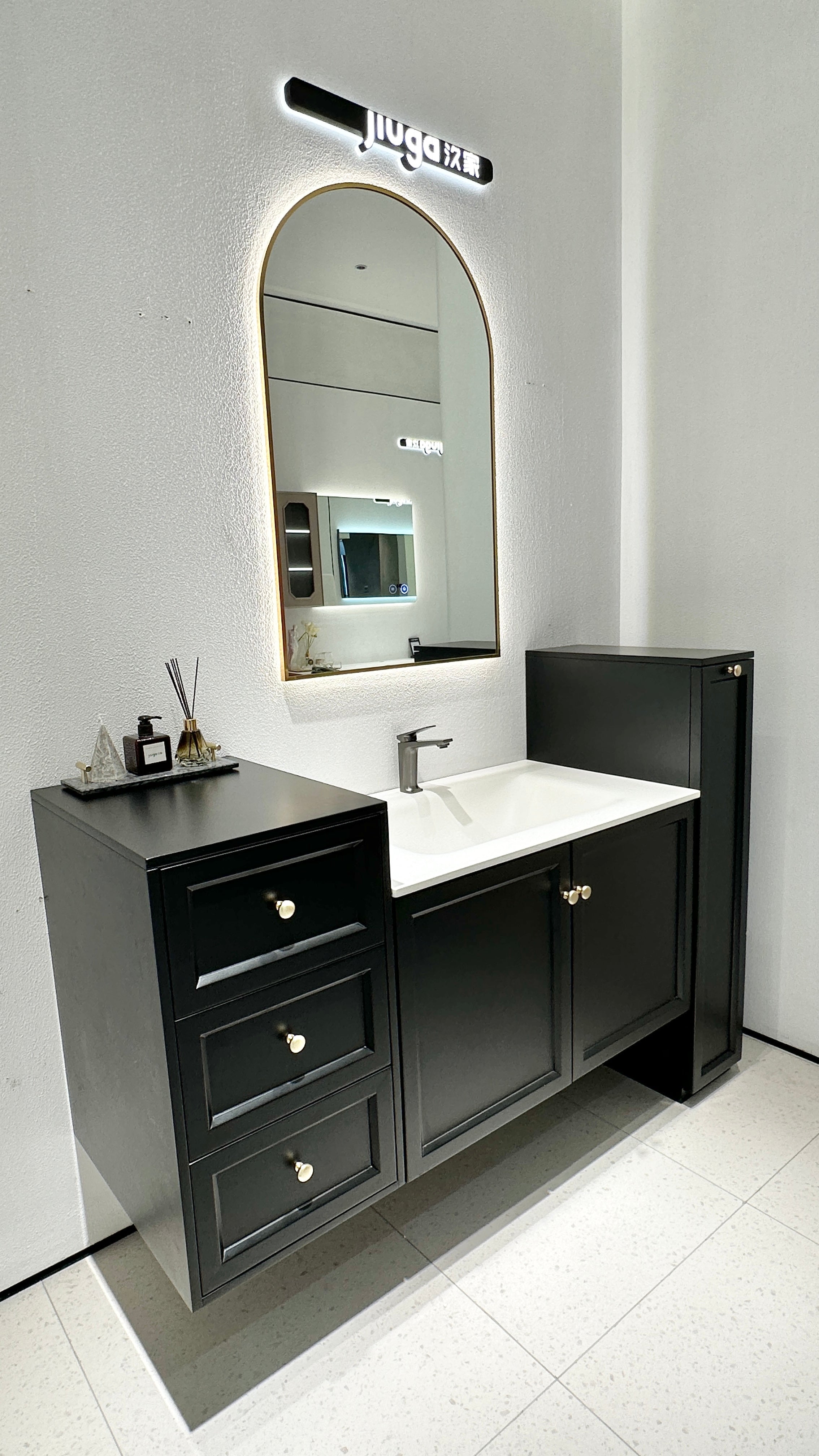 A326-130 Vanity in Matte Black
