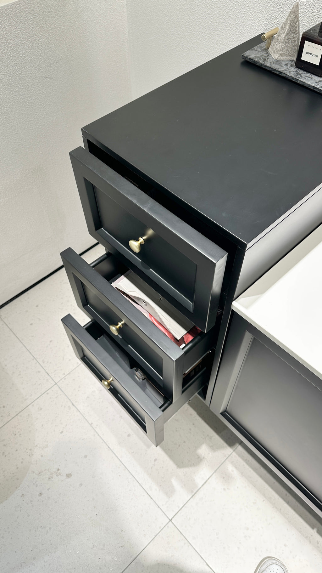 A326-130 Vanity in Matte Black